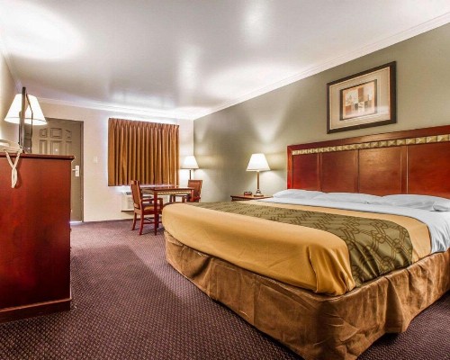 Rodeway Inn Prescott - image 7