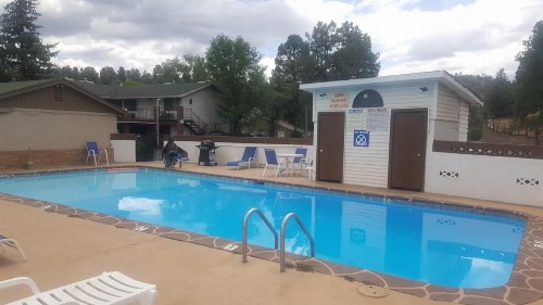 Sierra Inn - image 12