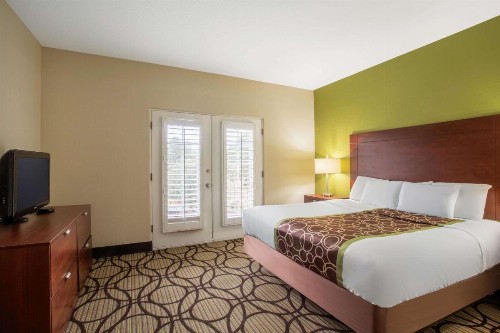 La Quinta by Wyndham Conference Center Prescott - image 16