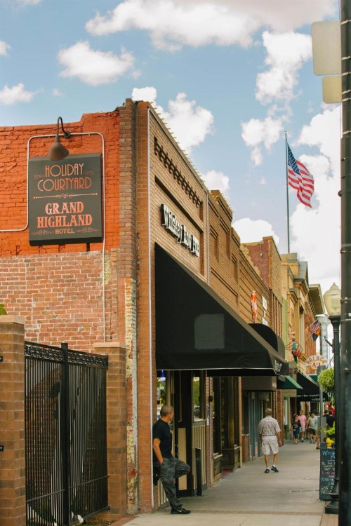 Grand Highland Hotel - image 13
