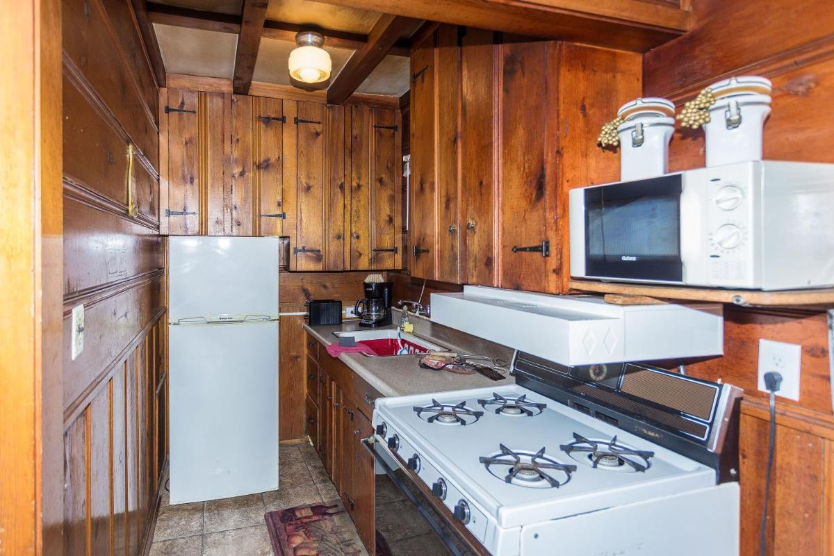 Apple Creek Cottages - image 7