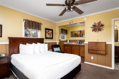 Prescott Pines Inn Bed and Breakfast - image 24