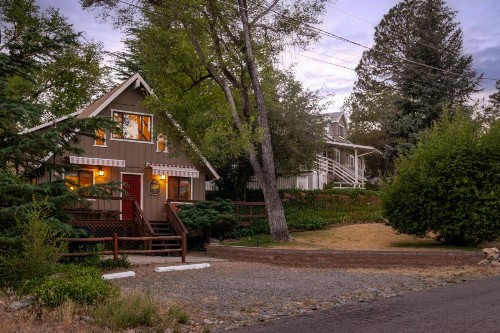 Prescott Pines Inn Bed and Breakfast - image 6