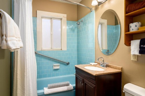 Prescott Pines Inn Bed and Breakfast - image 7