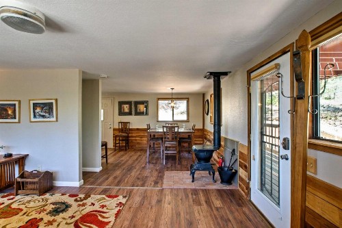 Cozy Prescott Forest Cabin 8.5 Miles to Downtown! - image 11