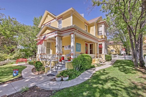Spacious Prescott House with Yard - Walk to Downtown
