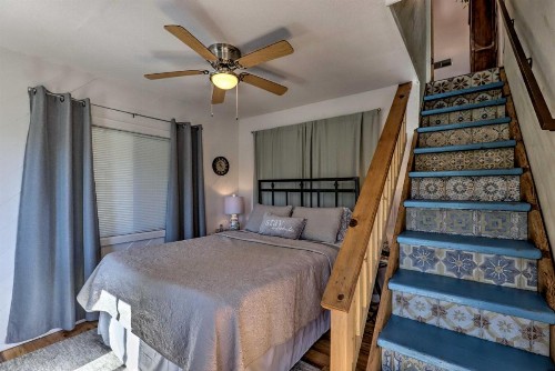 Prescott Cabin with Deck and Mtn Views 4 Mi Downtown! - image 3