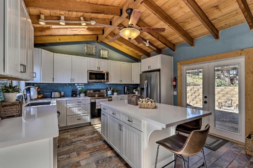 Prescott Cabin with Deck and Mtn Views 4 Mi Downtown! - image 8