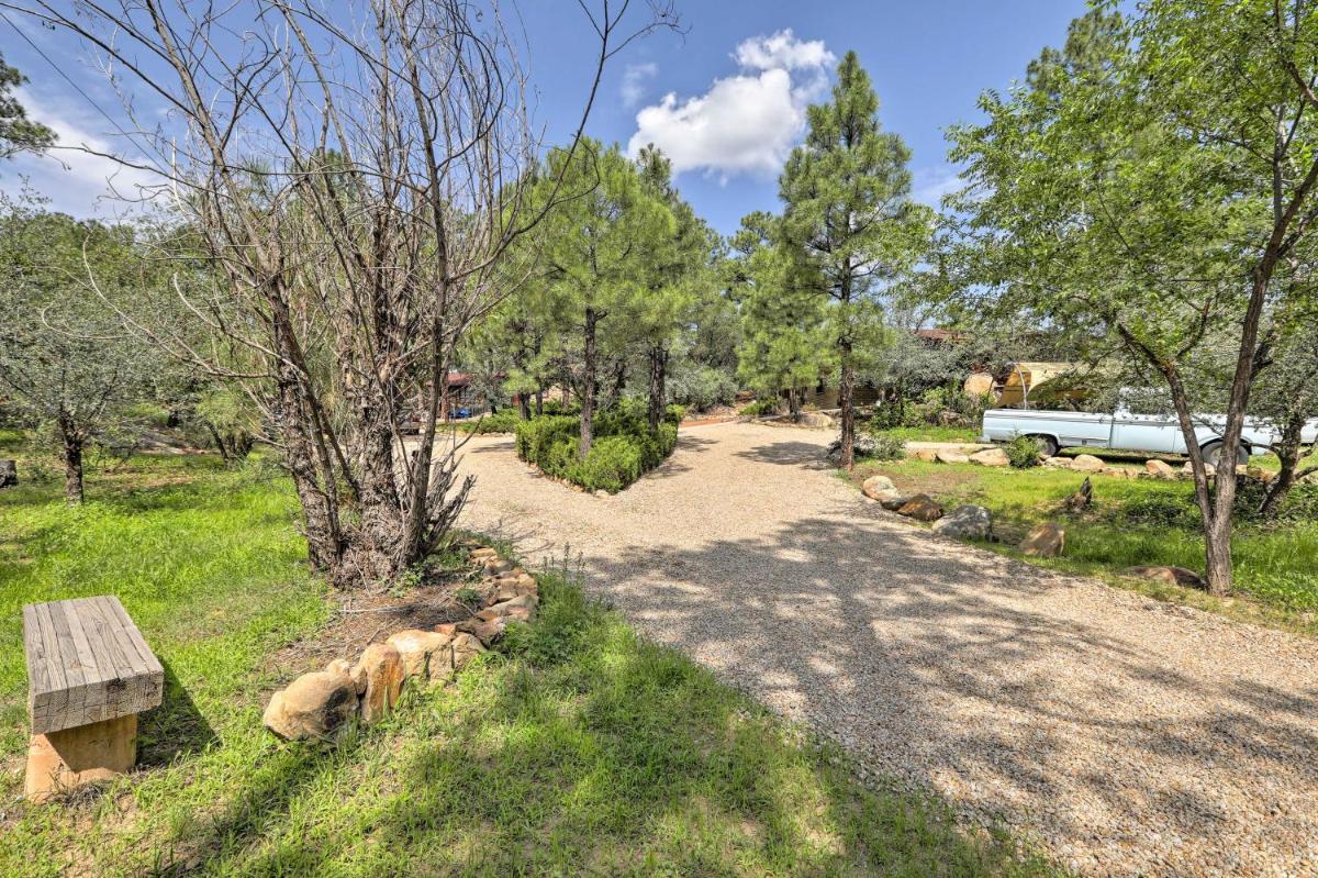 Quiet Prescott Forest Retreat Cottage with Patio! - image 6