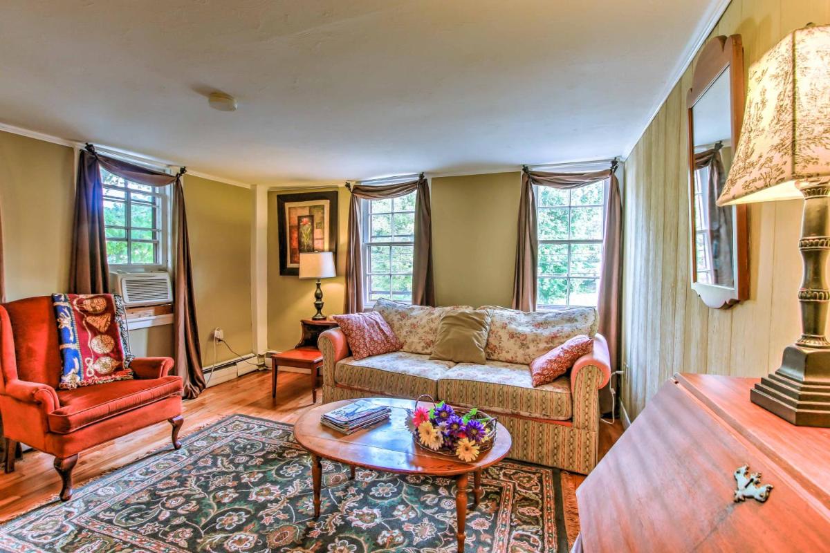 ‘Stagecoach Inn’-Historic Home w/Patio by Casinos! - image 2
