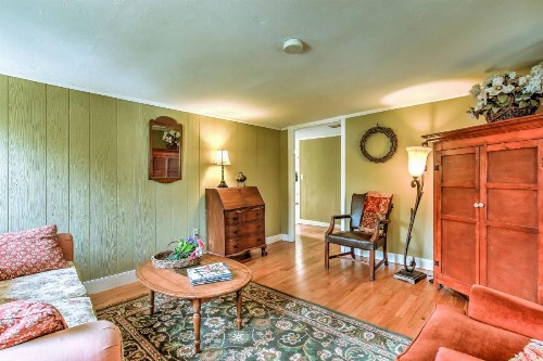 ‘Stagecoach Inn’-Historic Home w/Patio by Casinos! - image 9