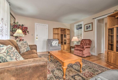 Pet-Friendly Historic Preston Home Near Casinos! - image 12