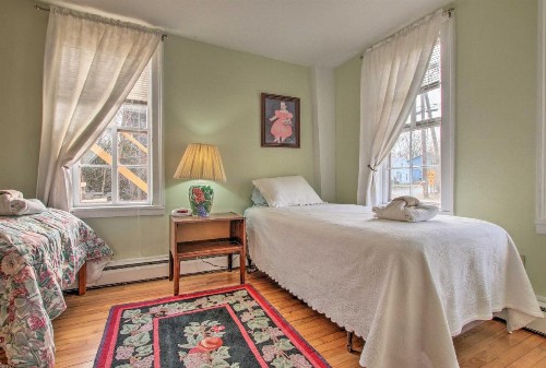 Pet-Friendly Historic Preston Home Near Casinos! - image 6