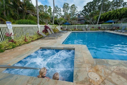 Sandpiper 121B-cute studio with pool BBQ hot tub wifi - image 13