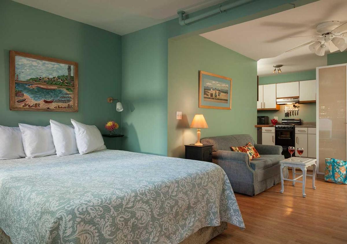 The Provincetown Hotel at Gabriel's - image 7