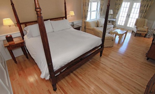 Anchor Inn Beach House - image 2