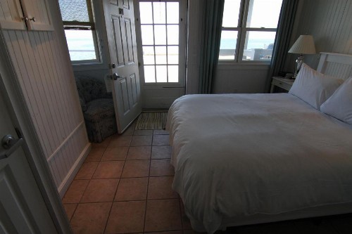 Anchor Inn Beach House - image 25