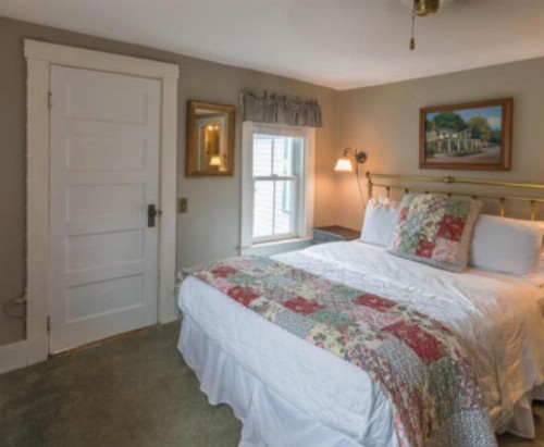 Snug Cottage - image 18
