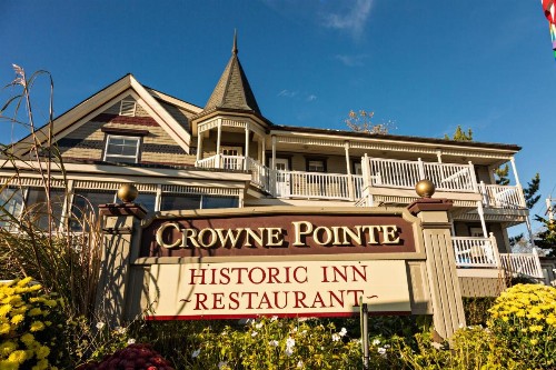 Crowne Pointe Historic Inn Adults Only