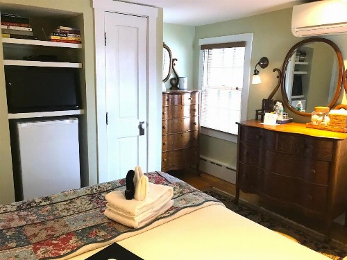 Revere Guest House - image 13