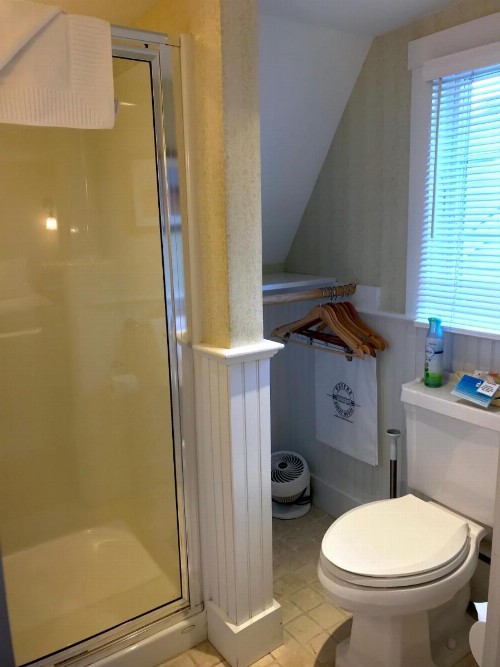 Revere Guest House - image 22