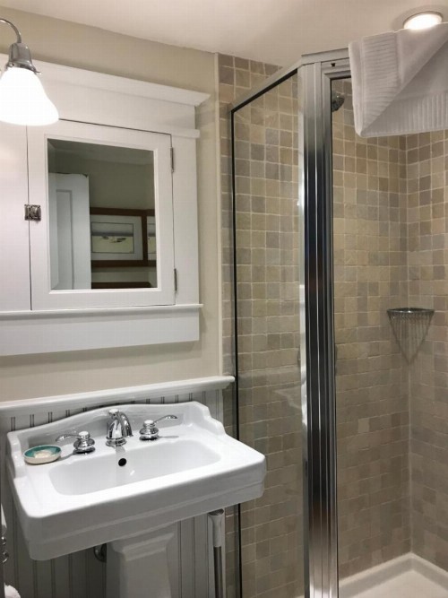 Revere Guest House - image 5