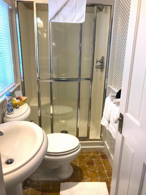 Revere Guest House - image 8