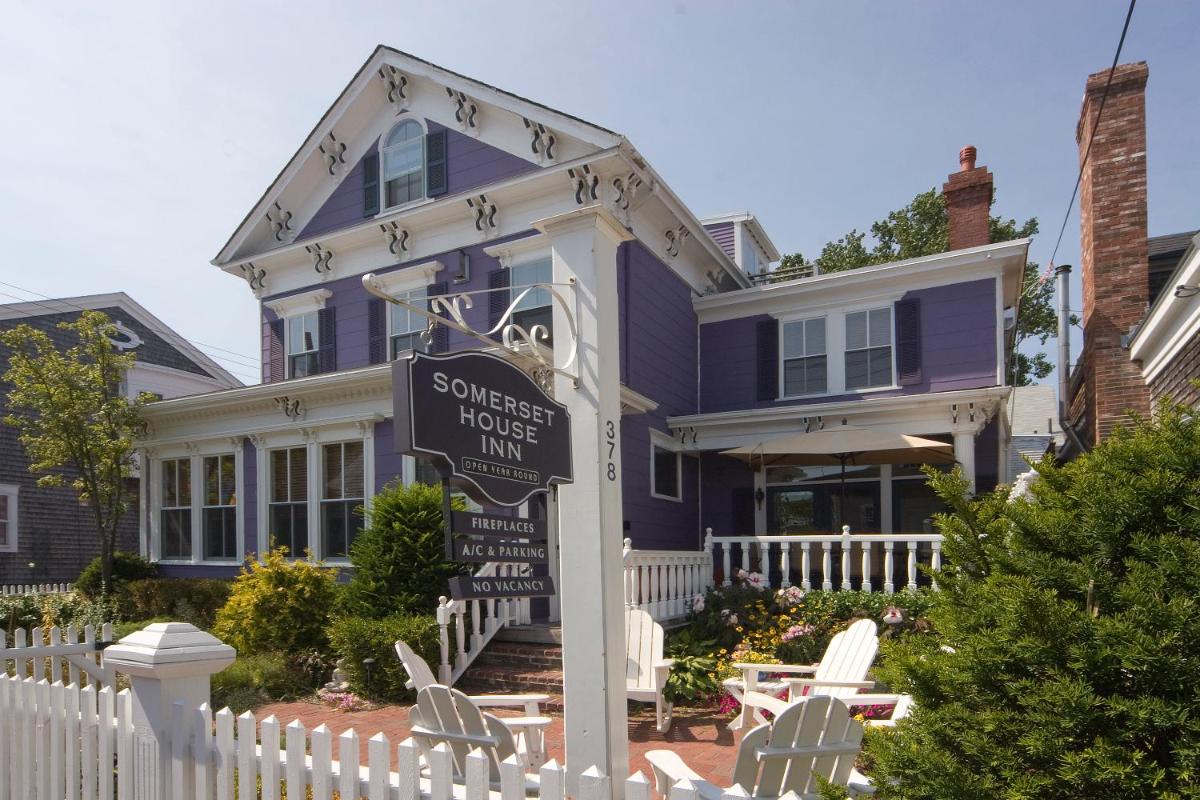 Somerset House Inn - main image