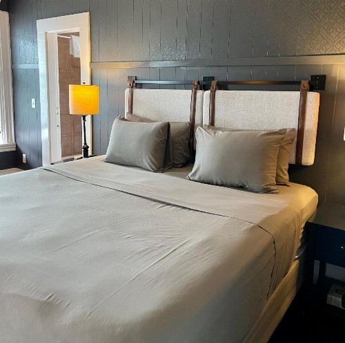 Somerset House Inn - image 11