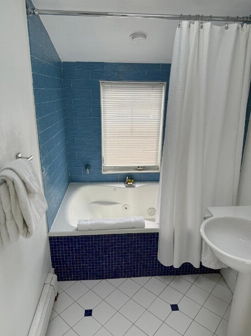 Somerset House Inn - image 25