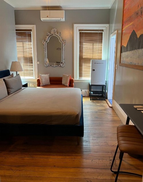 Somerset House Inn - image 29
