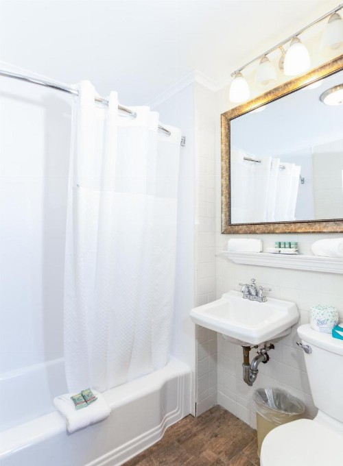 Provincetown Inn - image 36