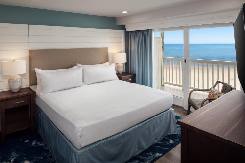 Surfside Hotel and Suites - image 10