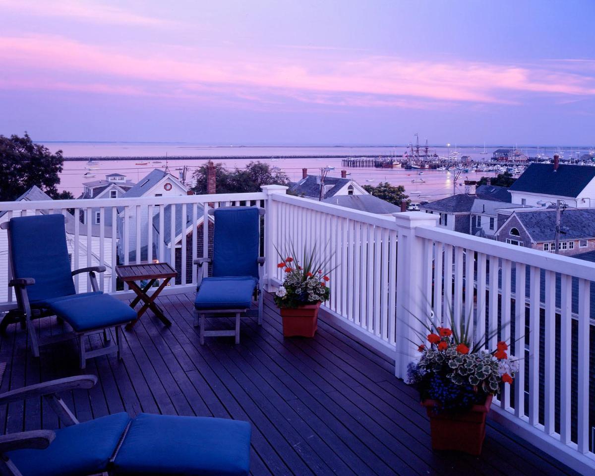 Benchmark Inn - image 3