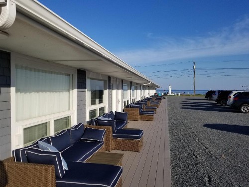 Breakwater Hotel - image 24