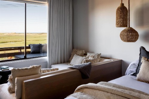 AWOL Hotel - image 11