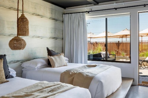 AWOL Hotel - image 2