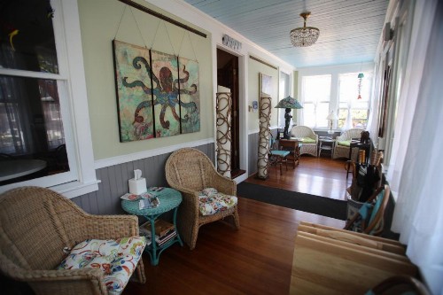 The John Randall House - image 24