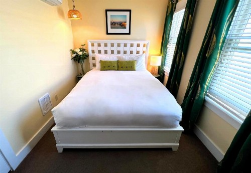 Lotus Guest House - image 11