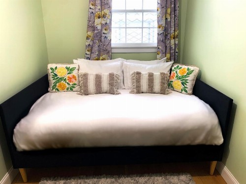 Lotus Guest House - image 26