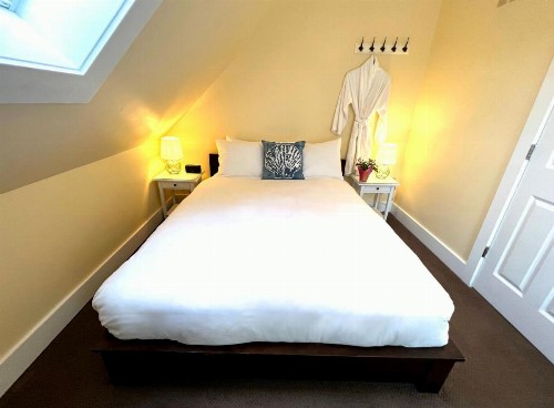 Lotus Guest House - image 8