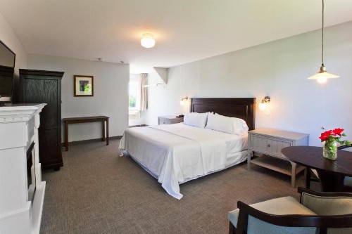 The Seaglass Inn & Spa - image 24