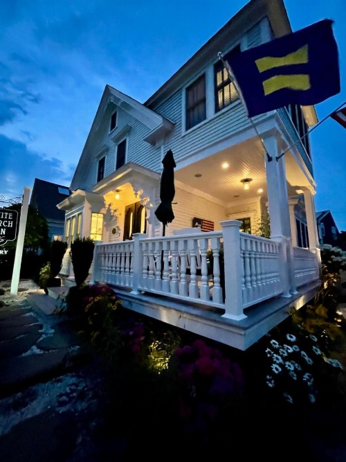 White Porch Inn - image 25