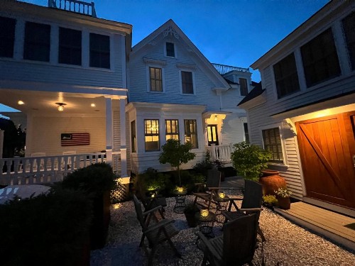 White Porch Inn - image 28