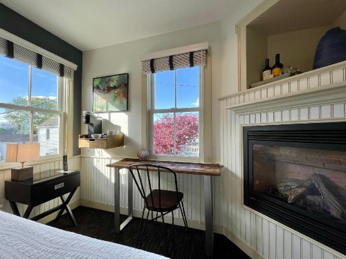 White Porch Inn - image 45