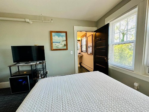 Gifford House Inn - image 8