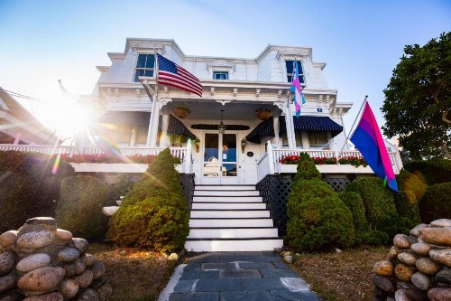Brasswood Inn - image 20
