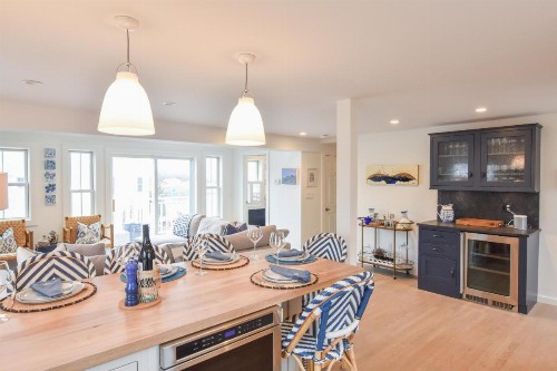 144 Enjoy Three Floors of Premium West End Living in Our Modern Updated Town House - image 8