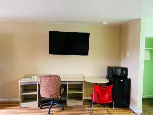 Budget Inn Pulaski - image 10