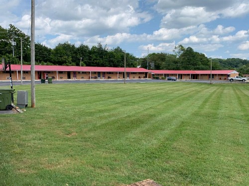 Budget Inn Pulaski - image 20